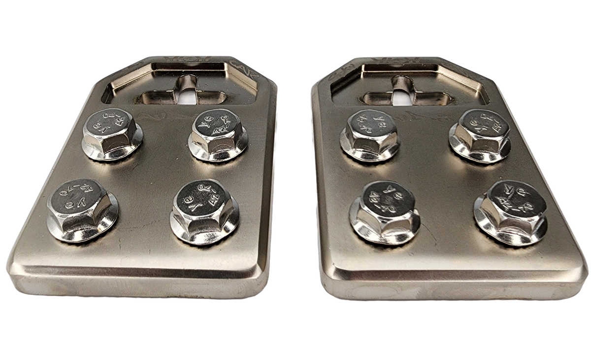 Sky High Car Audio Cast Flat 4 Spot Battery Terminals – Pair - Sold by Audio Sellerz