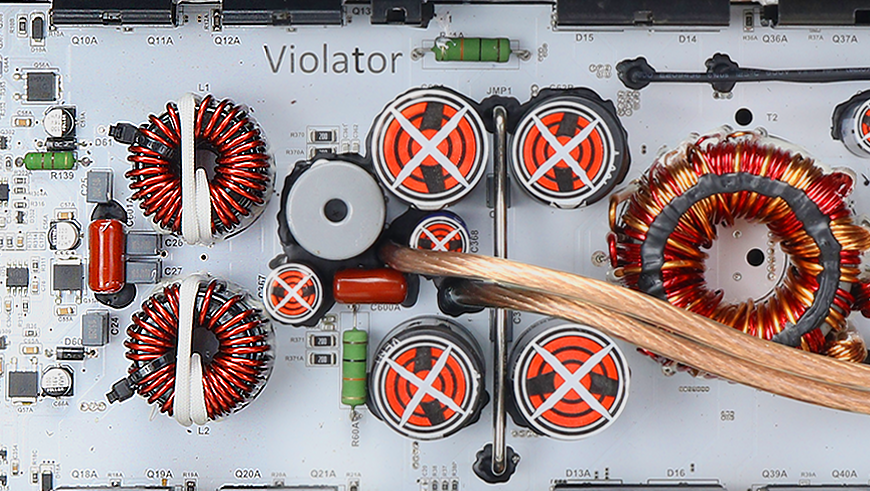 Violator Audio VA5500.1 5,500 Watt Monoblock Amplifier.